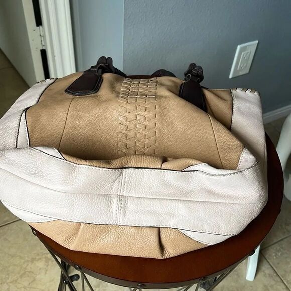 orYANY Lyssie Color Block Tote Bag - Picture 4 of 5